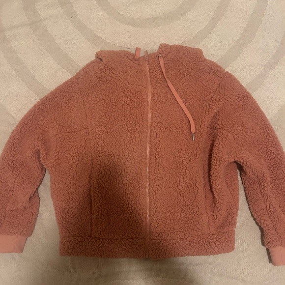 Zella Hooded Sherpa Zip Up Jacket in Dusty Pink - Picture 3 of 5